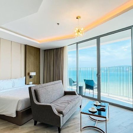 Rollton Ocean View Apartment Нячанг Екстер'єр фото