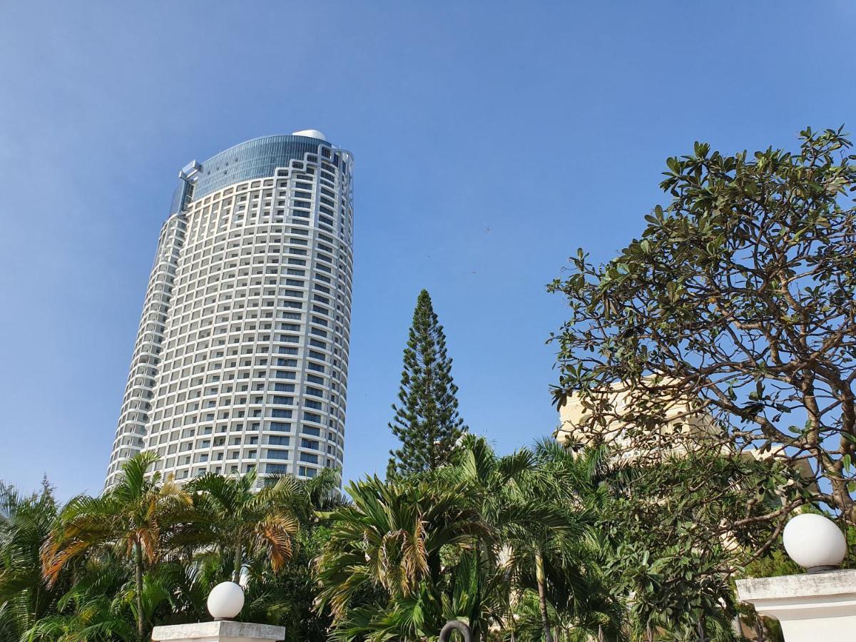 Rollton Ocean View Apartment Нячанг Екстер'єр фото