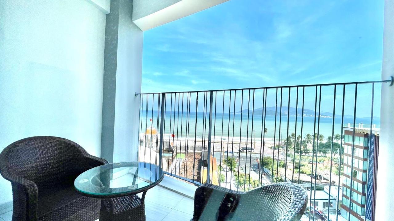 Rollton Ocean View Apartment Нячанг Екстер'єр фото