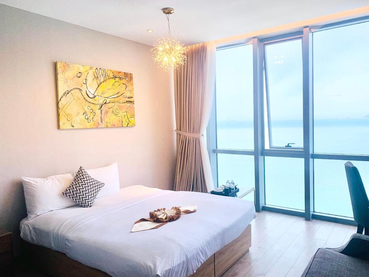Rollton Ocean View Apartment Нячанг Екстер'єр фото