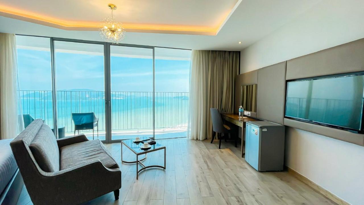 Rollton Ocean View Apartment Нячанг Екстер'єр фото