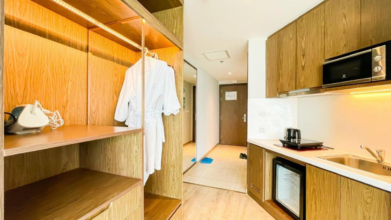 Rollton Ocean View Apartment Нячанг Екстер'єр фото