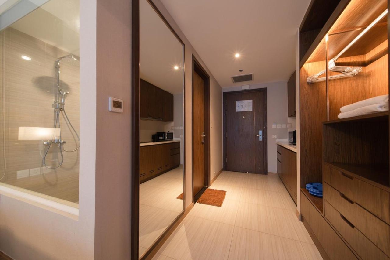 Rollton Ocean View Apartment Нячанг Екстер'єр фото