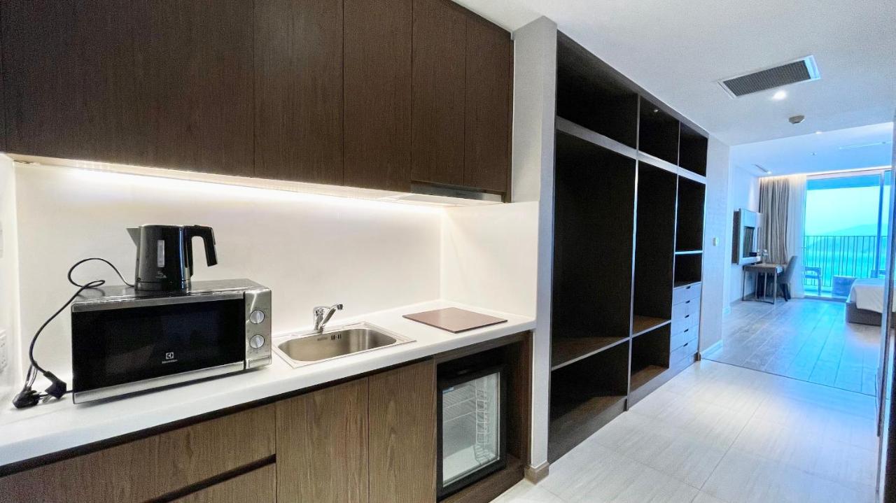 Rollton Ocean View Apartment Нячанг Екстер'єр фото